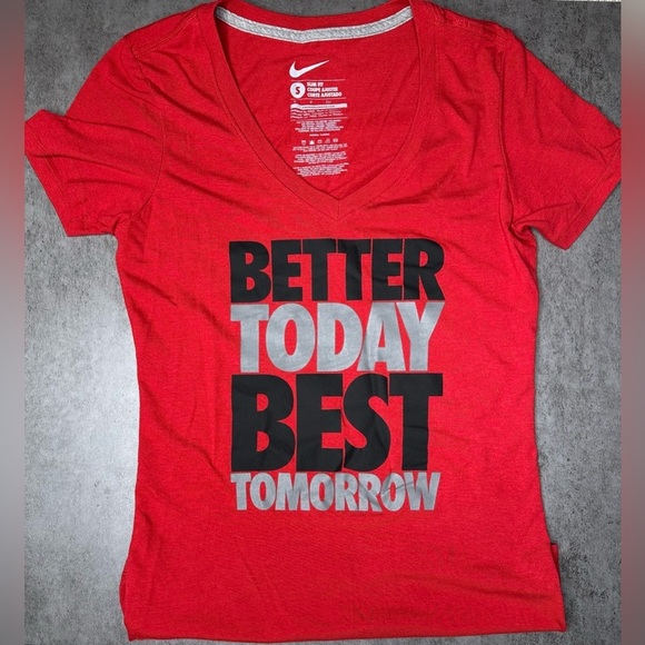 Nike Tops - Nike Slim fit tee